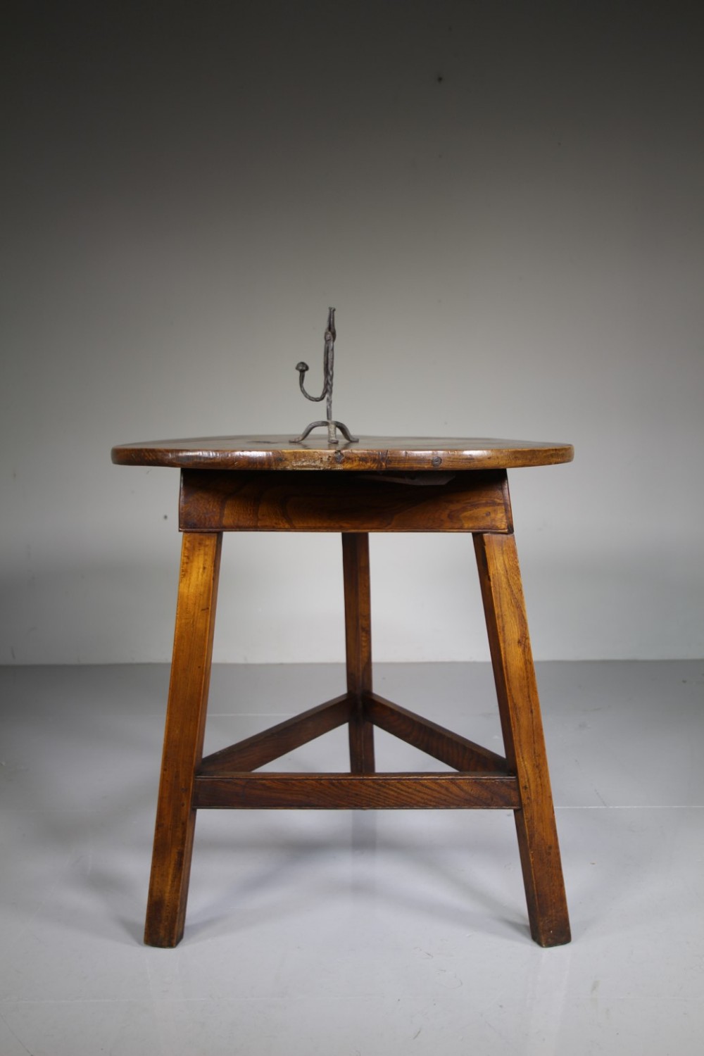 English Early 19th Century Antique Elm Cricket Table