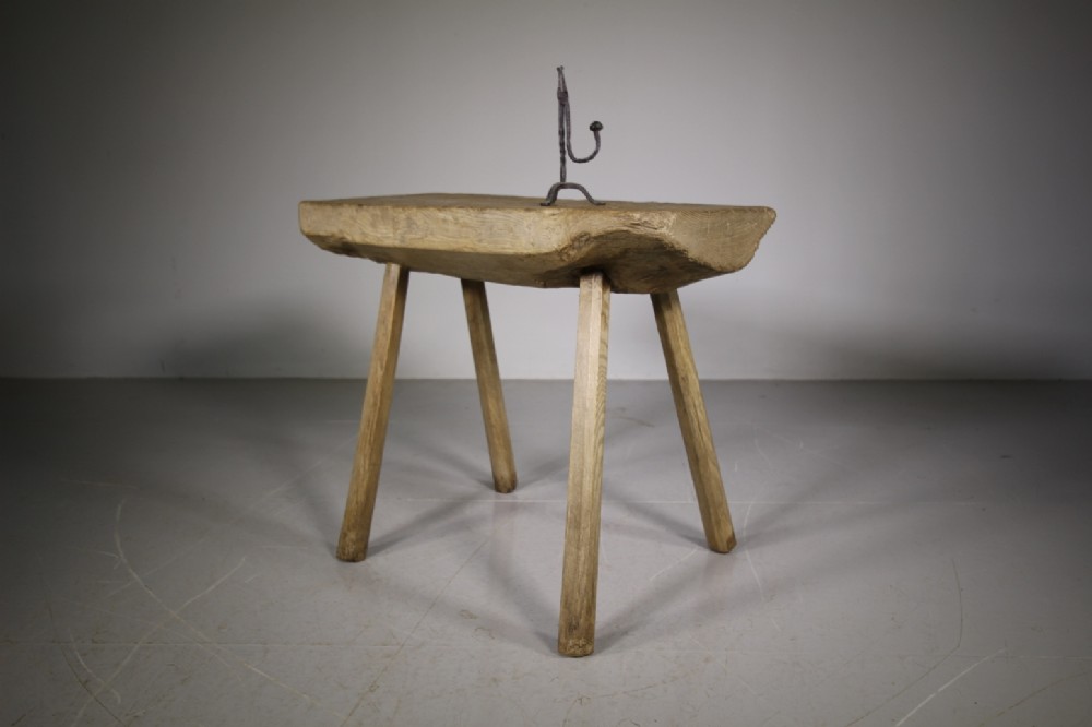 English 19th Century Antique Elm Pig Table