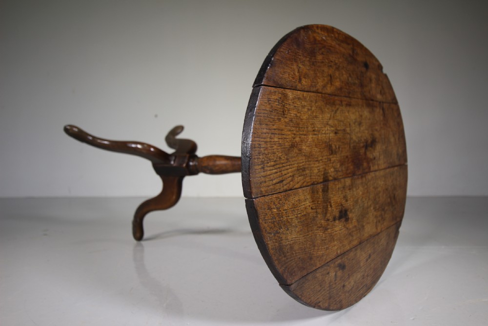 Early Georgian Antique Oak Oval Tripod Table View IV