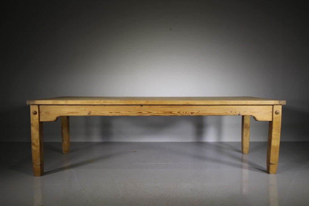 
Wonderful Large English 19th Century Antique Pine Kitchen Dining Table
