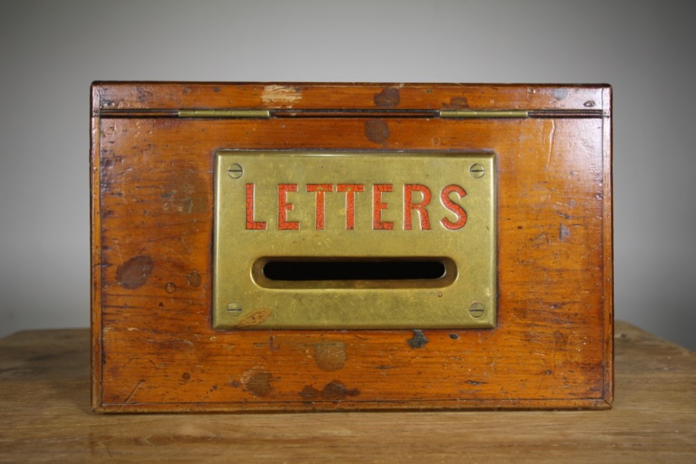 English Mid 19th Century Antique Hotel Letters Box