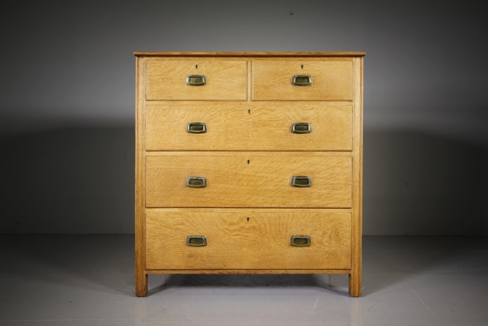 
Early Heals Antique Oak Large Chest of Drawers – Labelled