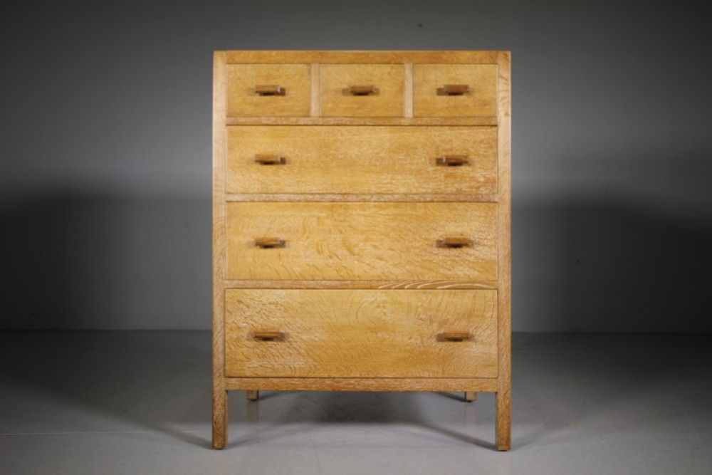 Heals of London 1920’s Oak Chest of Drawers – Labelled