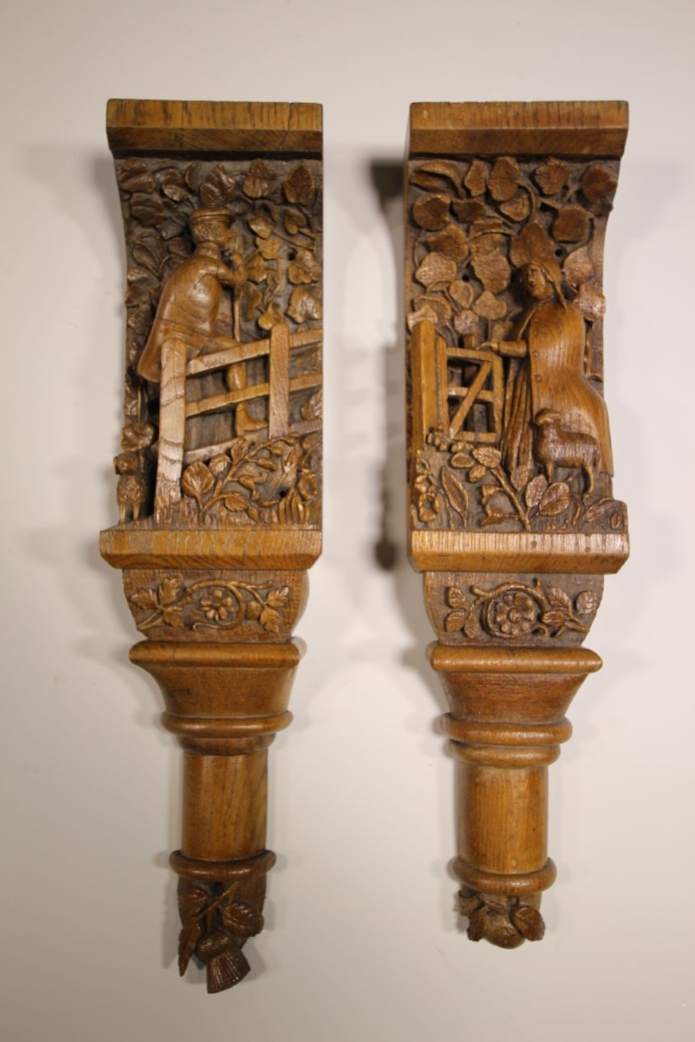 Pair of 19th Century Antique Oak Carved Wall Brackets