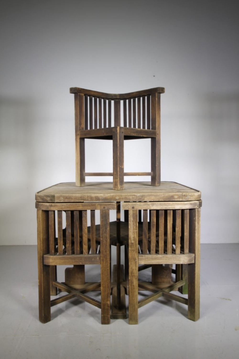 1920’s Heals Teak Garden Dining Table & Four Chairs