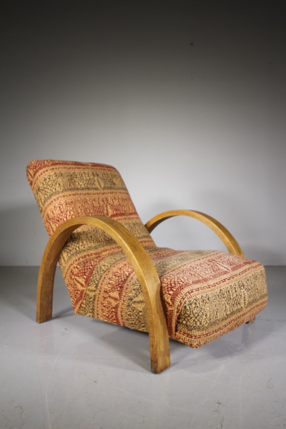 Heals of London 1920’s Modernist Oak Armchair