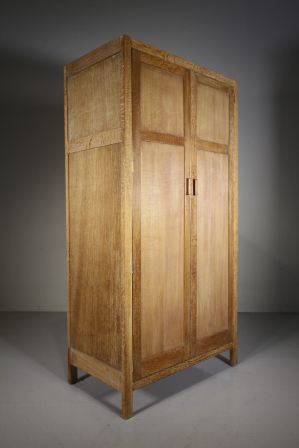 
Heals 1920’s Oak Wardrobe – Labelled