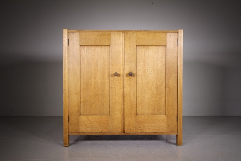 Edwardian Antique Heals Letchworth Oak Nursery Cupboard