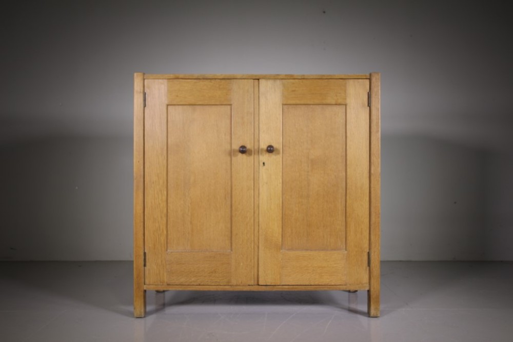 Edwardian Antique Heals Letchworth Oak Nursery Cupboard
