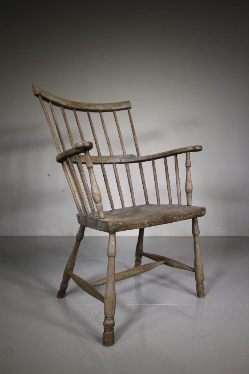 
18th Century Antique Thames Valley Scrubbed Windsor Chair