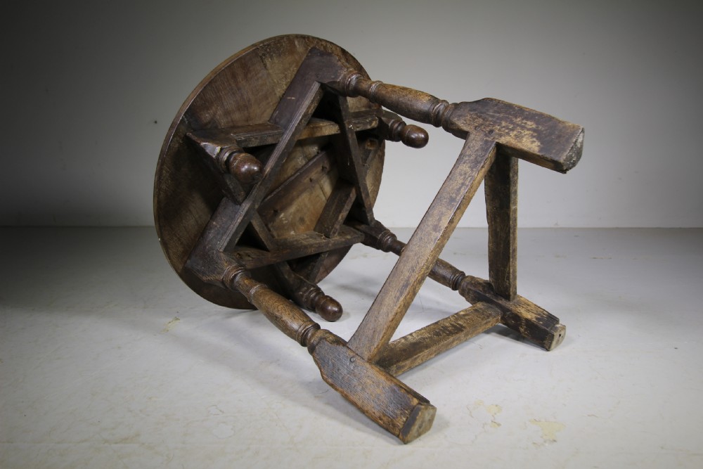 

Very Rare 17th Century English Antique Oak Cricket Table
 View II