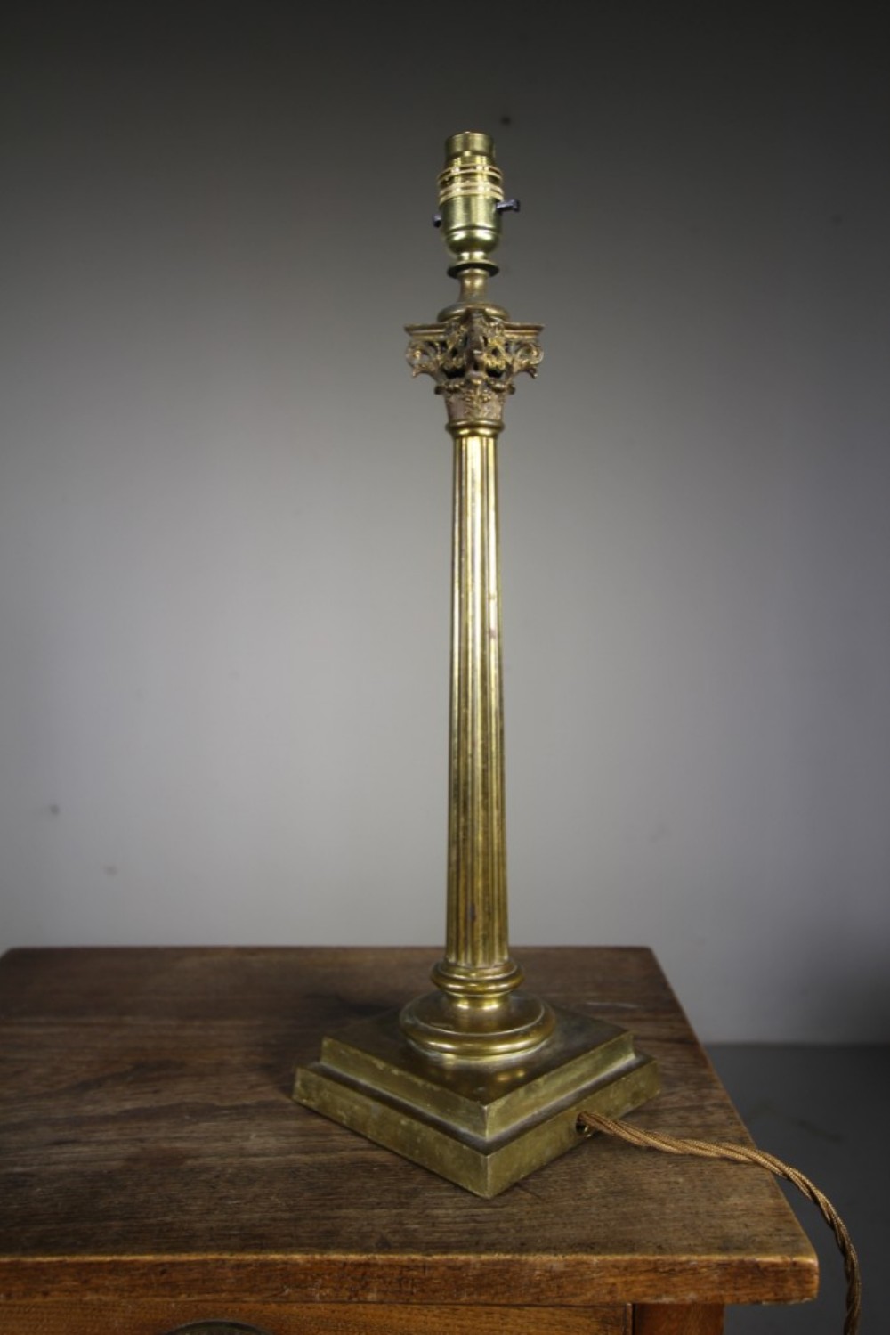 
Beautiful 19th Century Antique Ornate Column Table Lamp