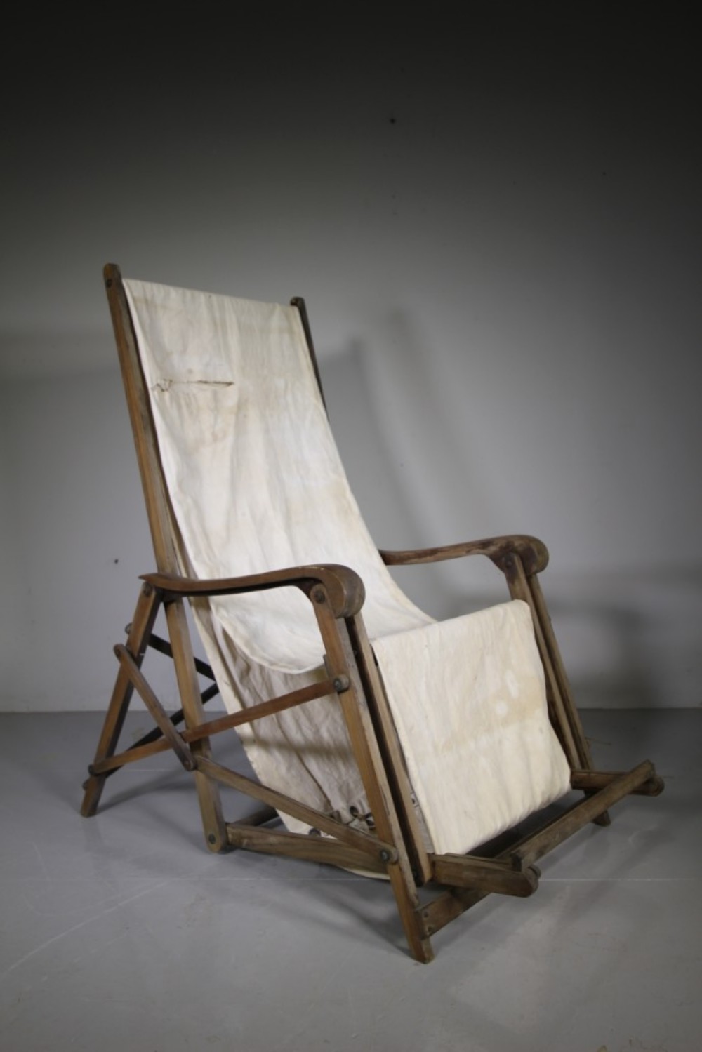 
Large 19th Century Antique Folding Campaign Type Chair