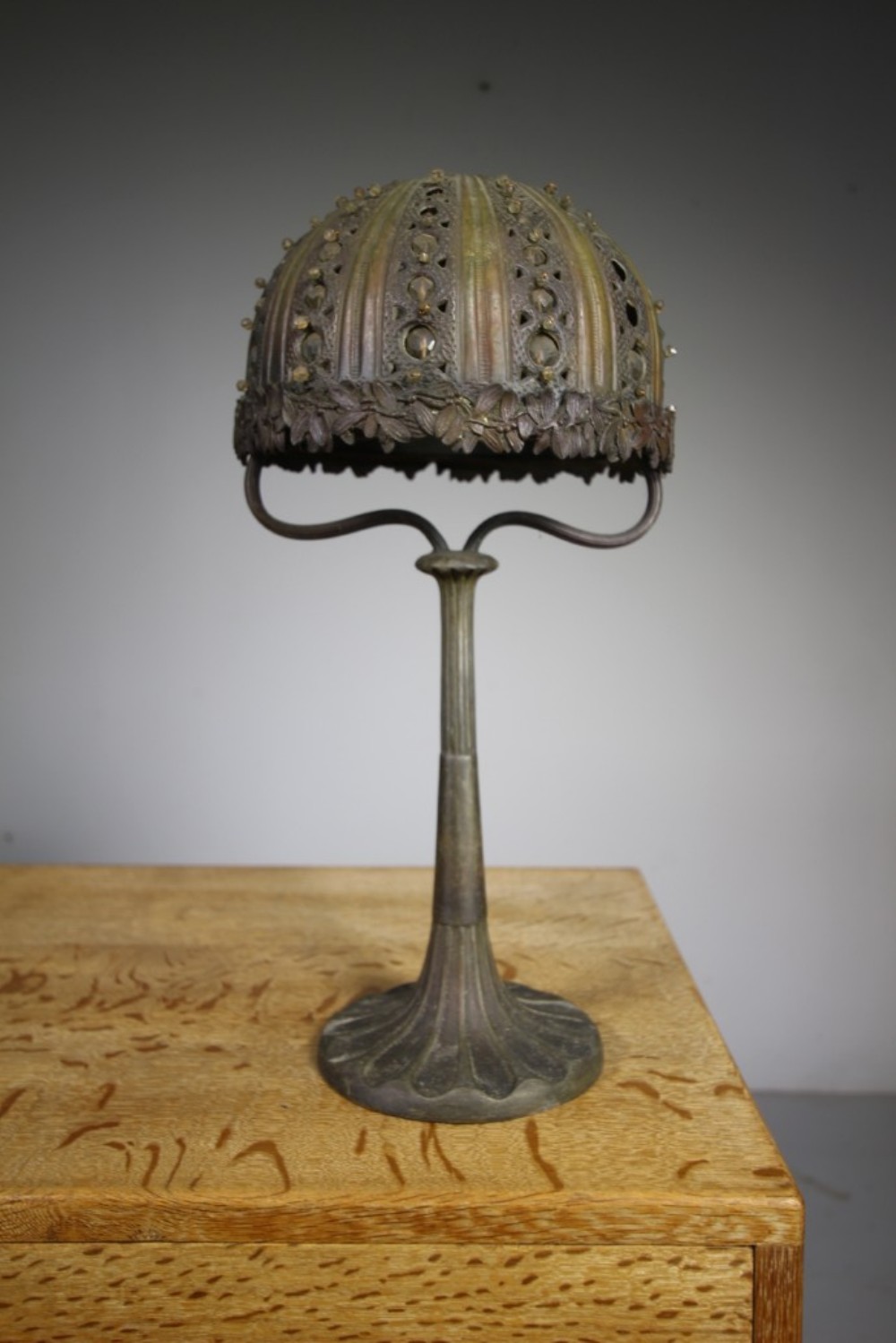 Beautiful Art Nouveau English Antique Table Lamp 