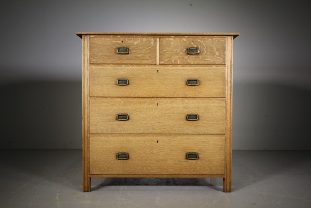 
Early Heals Antique Oak Large Chest of Drawers – Labelled