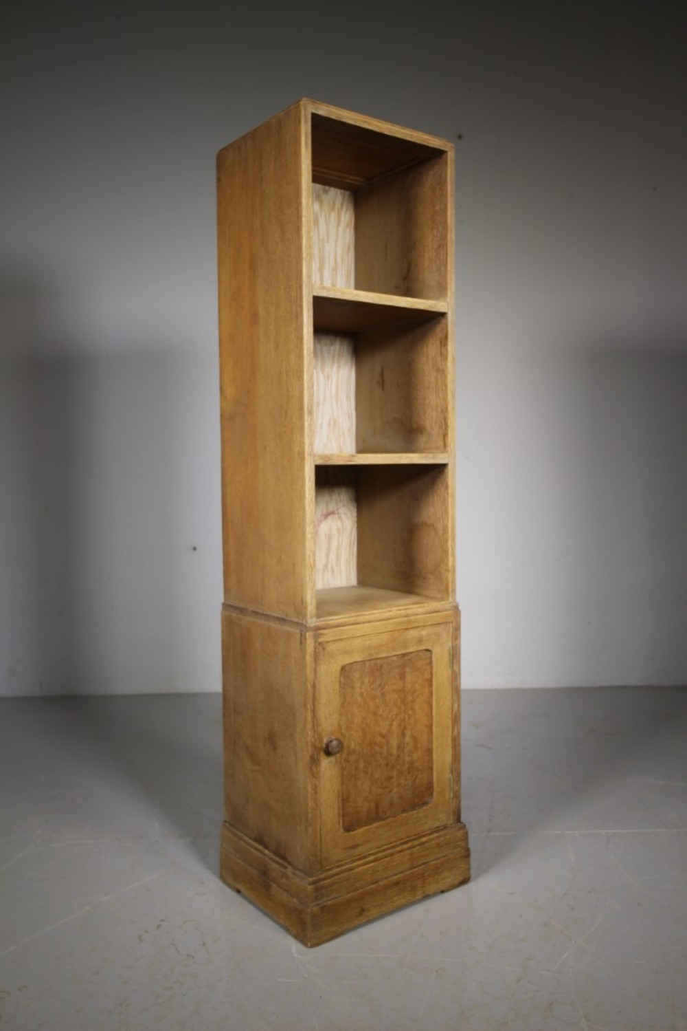 Heals of London 1920’s Oak Bedside Cupboard 