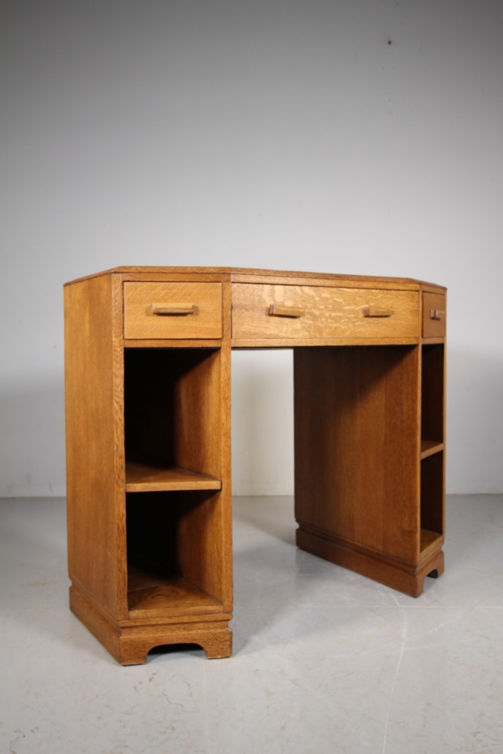 Heals of London 1920’s Oak Writing Desk 