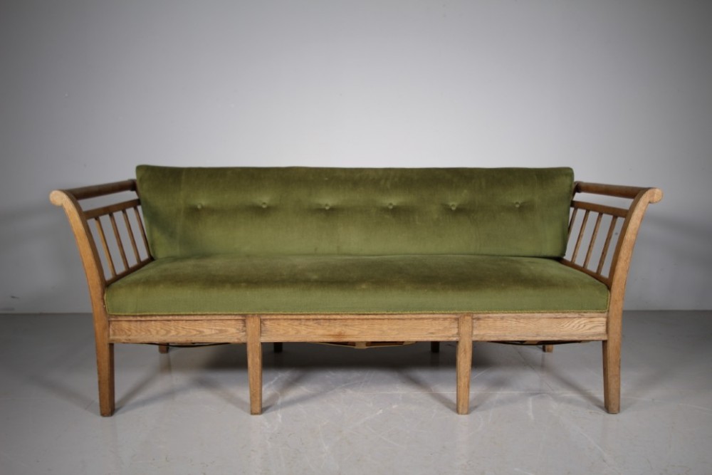 Fabulous English Antique Oak Sofa / Window Seat 