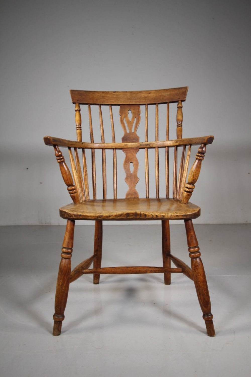George Wilson Lincolnshire Antique Comb Back Windsor Armchair 