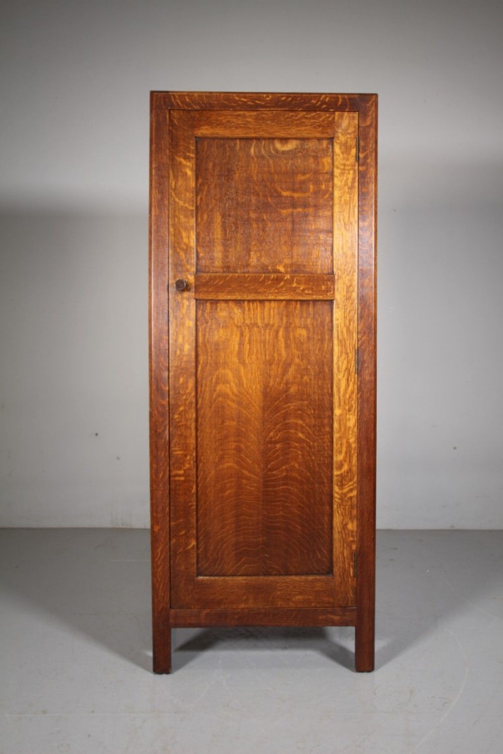 Heals Edwardian Antique Oak Wardrobe – Labelled 