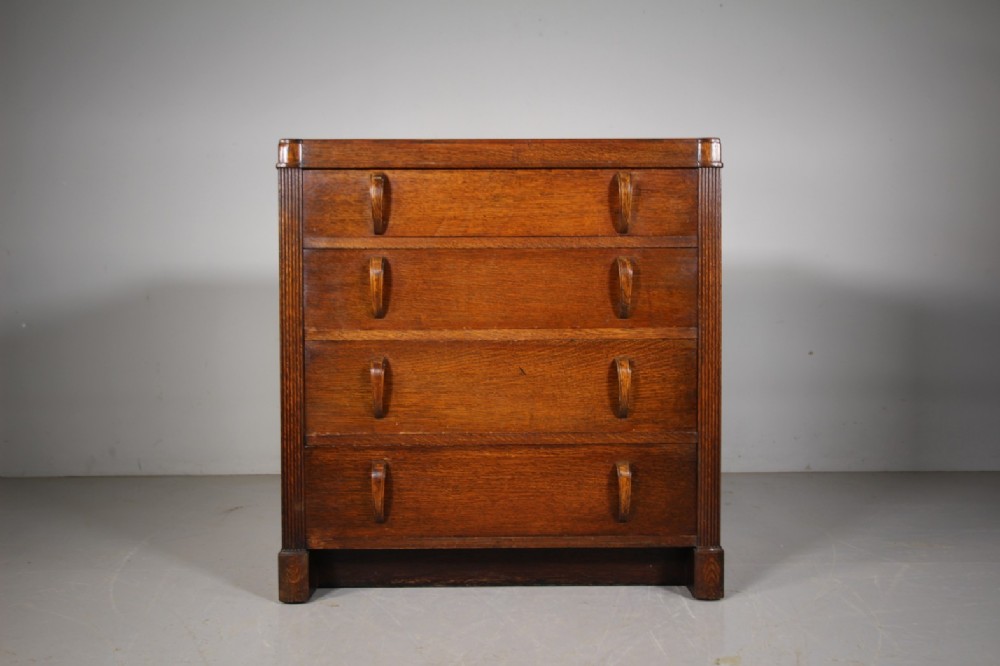 Heals 1930’s Oak Odeon Chest of Drawers