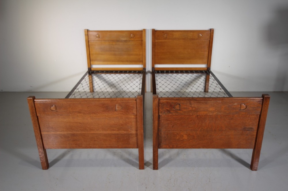 Pair of Edwardian Antique Oak Heart Motif Single Beds by Liberty London