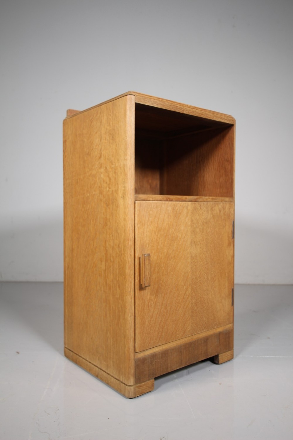 Heals of London 1930’s Oak Bedside Cabinet