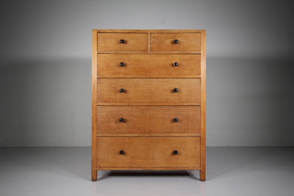Superb Large Heals of London Antique Oak Chest of Drawers - Stamped