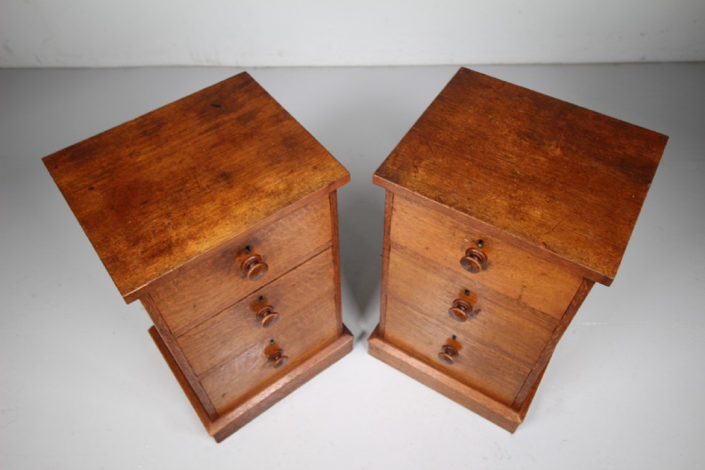 Pair of 19th century Antique Oak Bedside Chests of Drawers View III