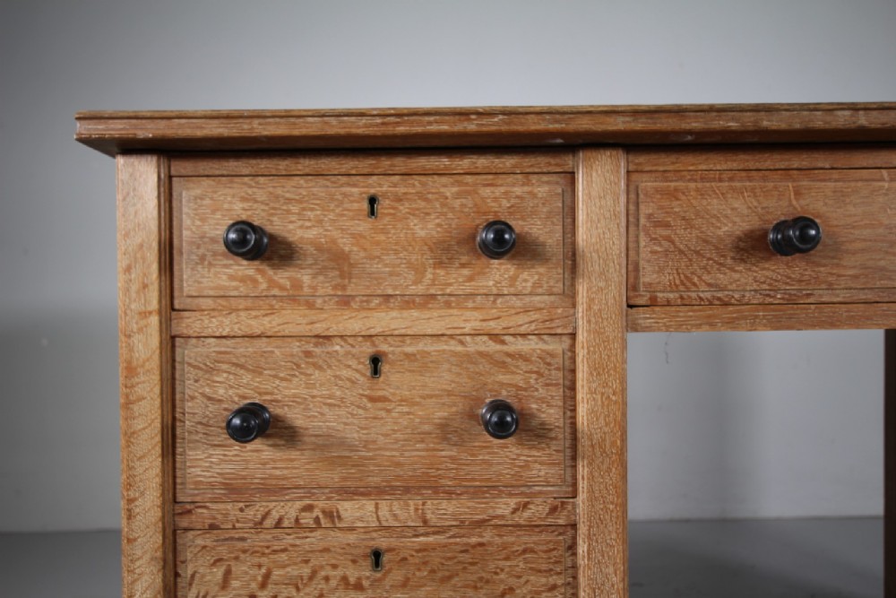Superb Heals of London Edwardian Antique Oak Pedestal Desk - Labelled View VII