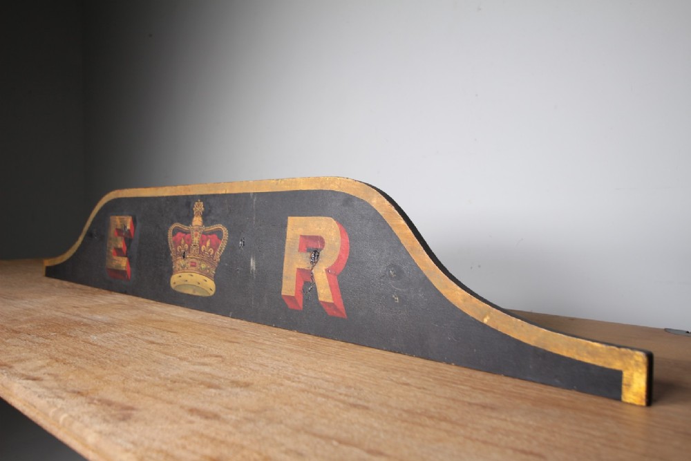 English 19th Century Antique Royal Cornice – Original Paint & Gilt View VI