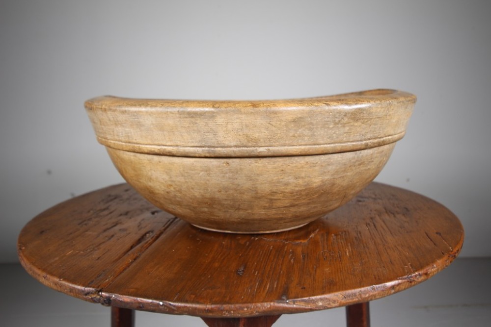 Large English 19th Century Antique Sycamore Deep Dairy Bowl View VI