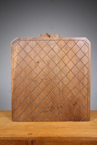 Westmorland Antique Period Oak Oat Cake Riddleboard