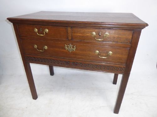 English 18thc Oak Chest of Drawers