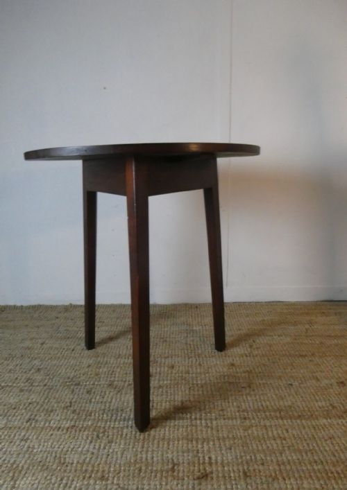 1900s Teak Cricket Table