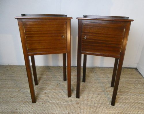 Quality Pair Bedside Cabinets