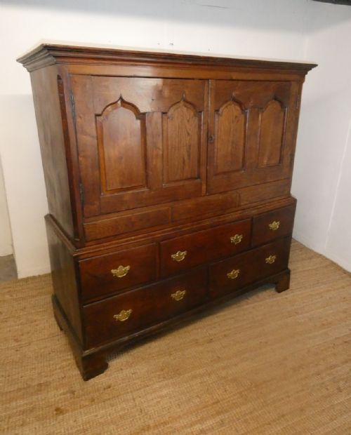 Welsh 18thc Cottage Cupboard