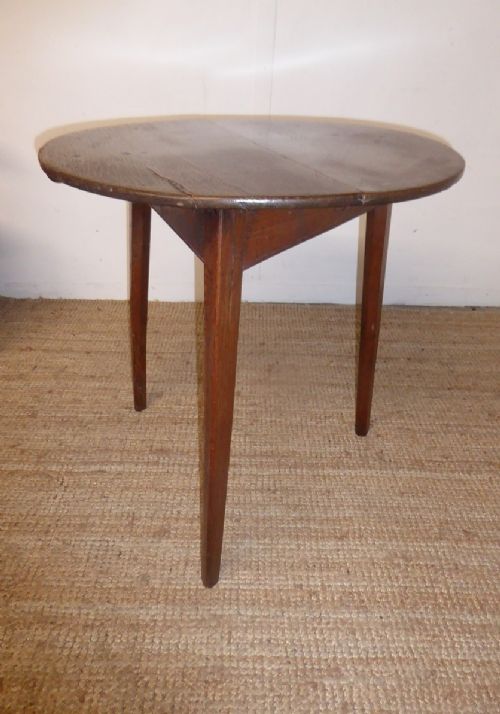 English Oak Cricket Table