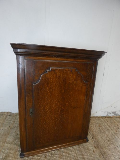 18th Century Oak Corner Cabinet
