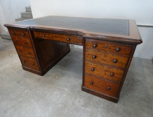 Fine Scottish 19th Century Partners Desk.