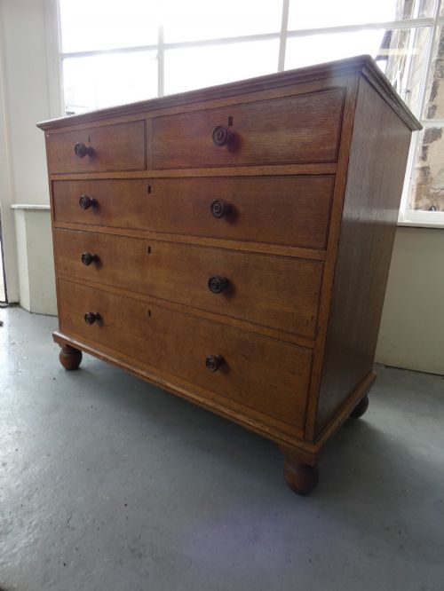 Regency Oak Chest of Drawers Att. To Gillows