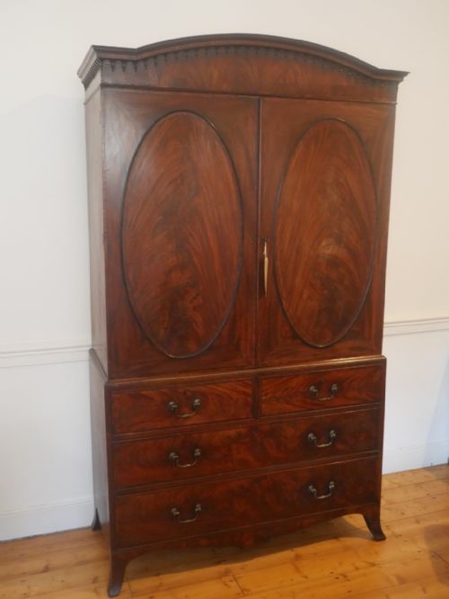 Sheraton Period Linen Press