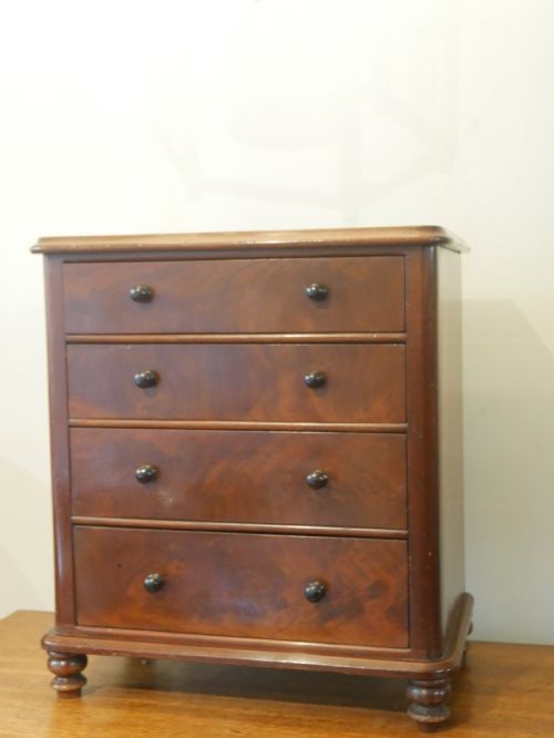 19thc Apprentice Chest of Drawers 55cm High