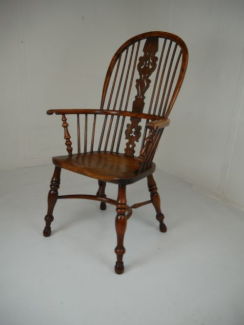 Yorkshire Yew & Elm Windsor Chair