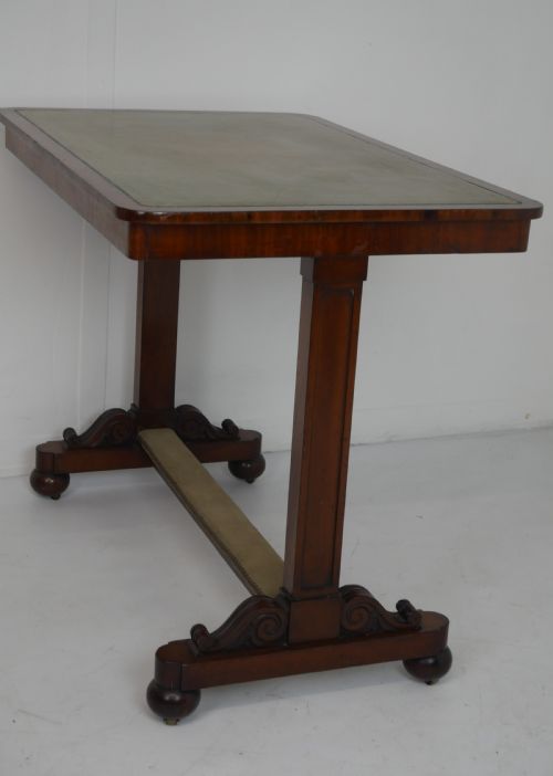 19THC LEATHER TOP SIDE TABLE - ADDITIONAL PHOTO 7
