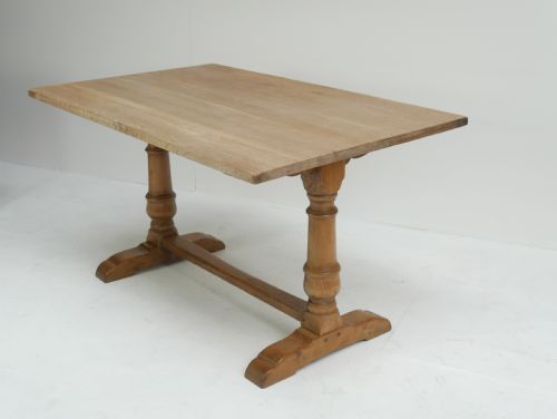 Oak  Table