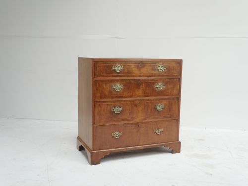 George 1 Walnut Chest of Drawers