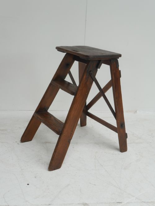 Pine Folding Kitchen Steps