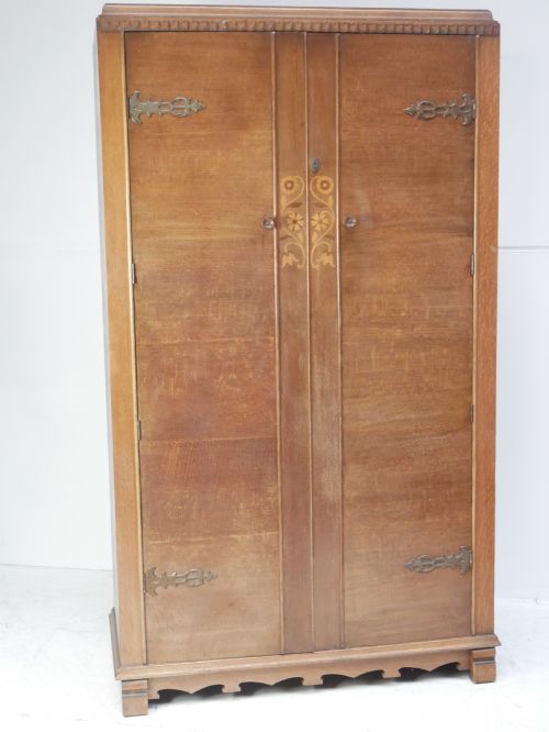 1920s Oak Wardrobe