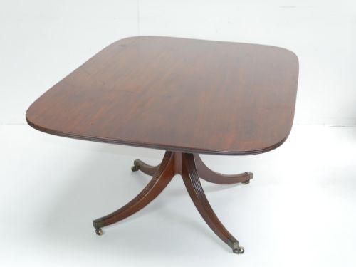 GEORGIAN CENTRE DINING TABLE